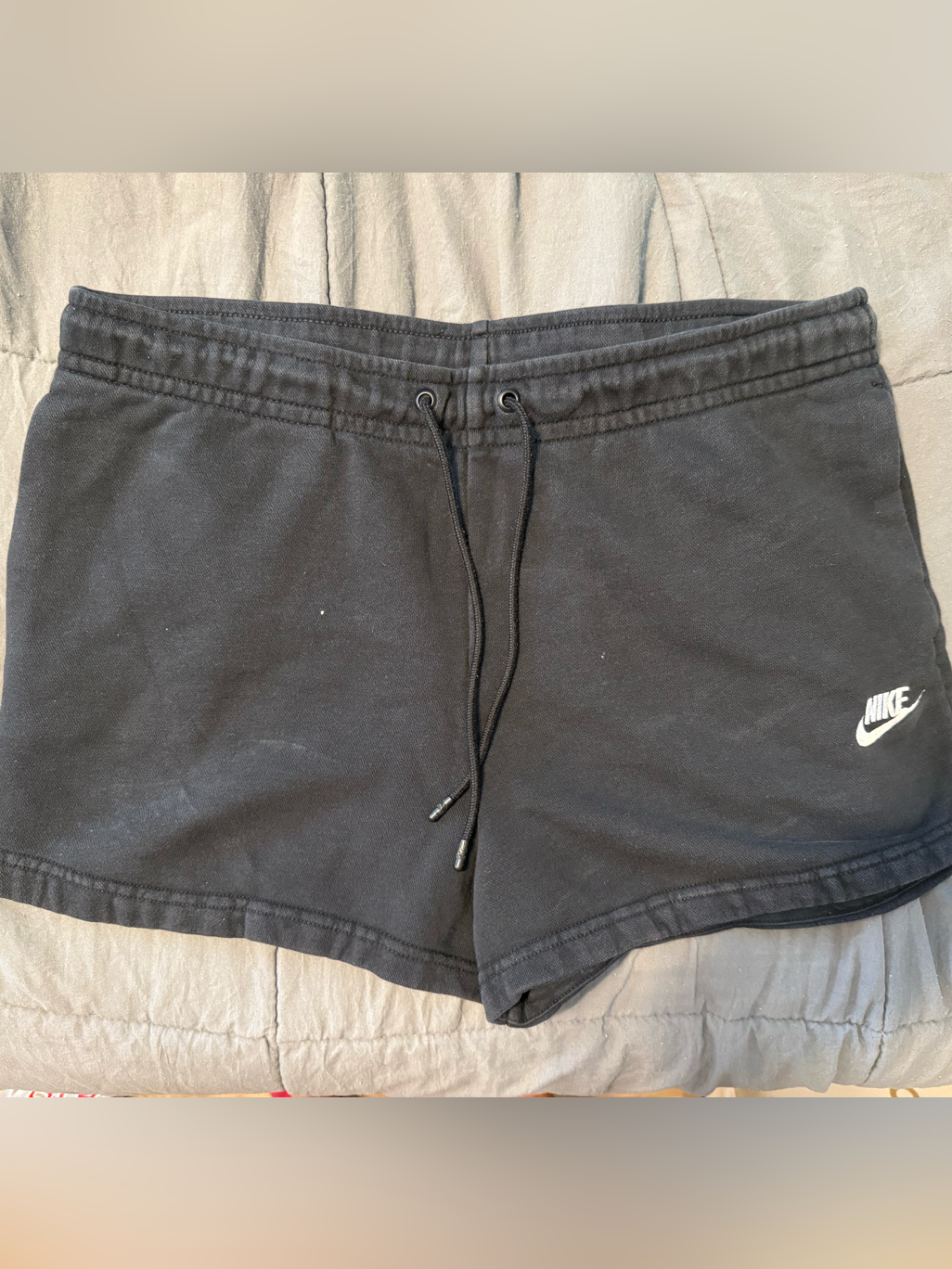 Nike Womens Nike Shorts Large